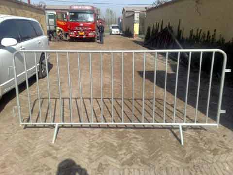 Temporary fence installation Temporary fence installation