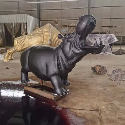 Escultura animal grande del jardín de la estatua del hipopótamo de bronce de tamaño natural