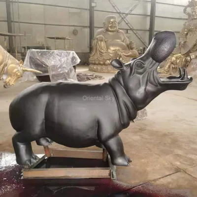 Statue hippopotame en bronze grandeur nature grande sculpture de jardin animalier