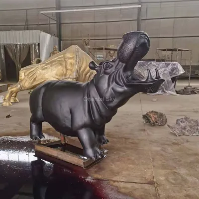 Escultura animal grande del metal de la estatua de bronce del hipopótamo de tamaño natural