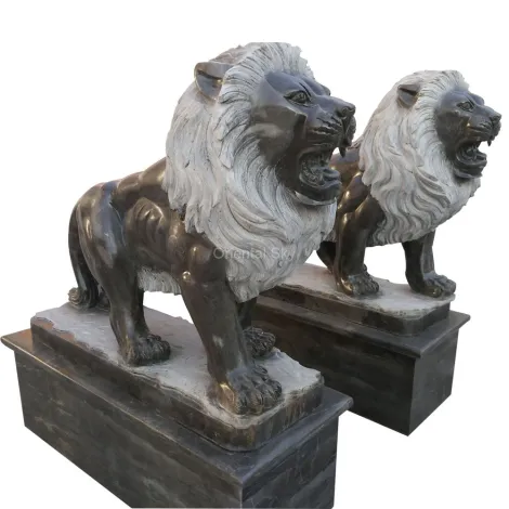 Lebensgroße schwarze Marmor-Löwen-Paar-Statue Garten-Stein-Skulptur