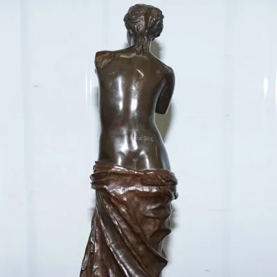 Escultura de mujer de metal de estatua de Venus de bronce de tamaño natural
