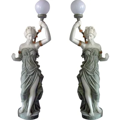 Lebensgroße Marmor-Frauen-Statue mit heller Stein-Dame-Skulptur-Lampe
