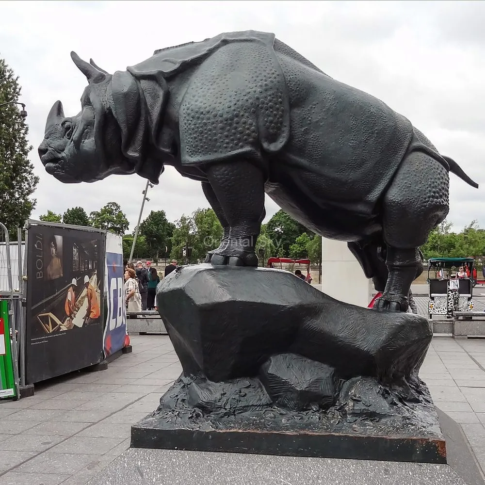 rhino statue.jpg