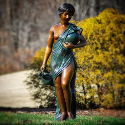 Ancienne Italie Bronze Femme Avec Pot Statue Métal Dame Sculpture De Jardin