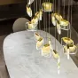 Quadratischer Goldpulverkristallleuchter Treppen langer Kronleuchter