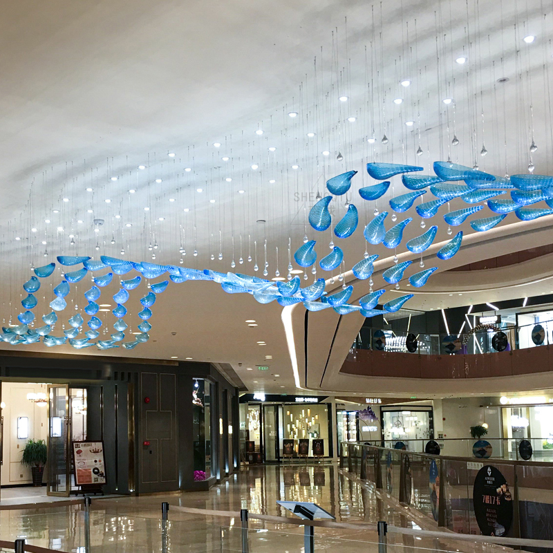 Iluminación personalizada de hotel colgante de cristal azul