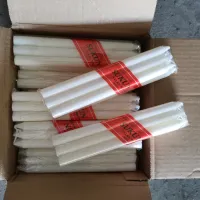 China fazendo vela branca de cera de parafina para uso doméstico