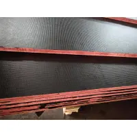 Anti slip phenolic resin plywood