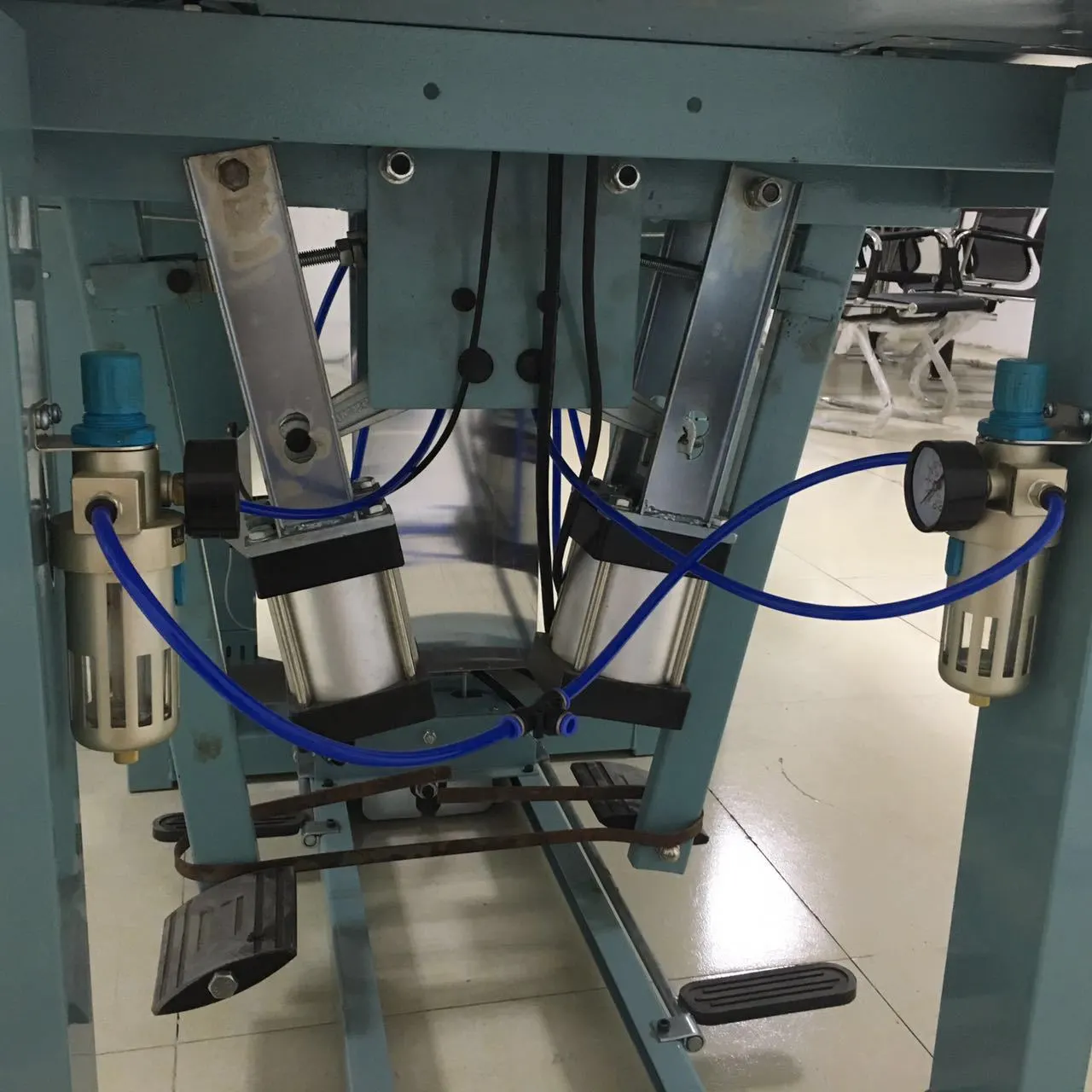 Selection of welding process parameters of high frequency welder Selection of welding process parameters of high frequency welder