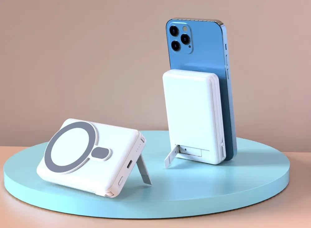 PB0604 Qi2 10000mAh Magnetic Power Bank with Kickstand