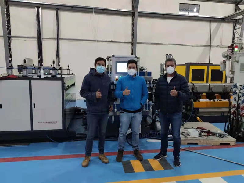 PP corrugated box production line test successfully in Ecuador PP corrugated box production line test successfully in Ecuador