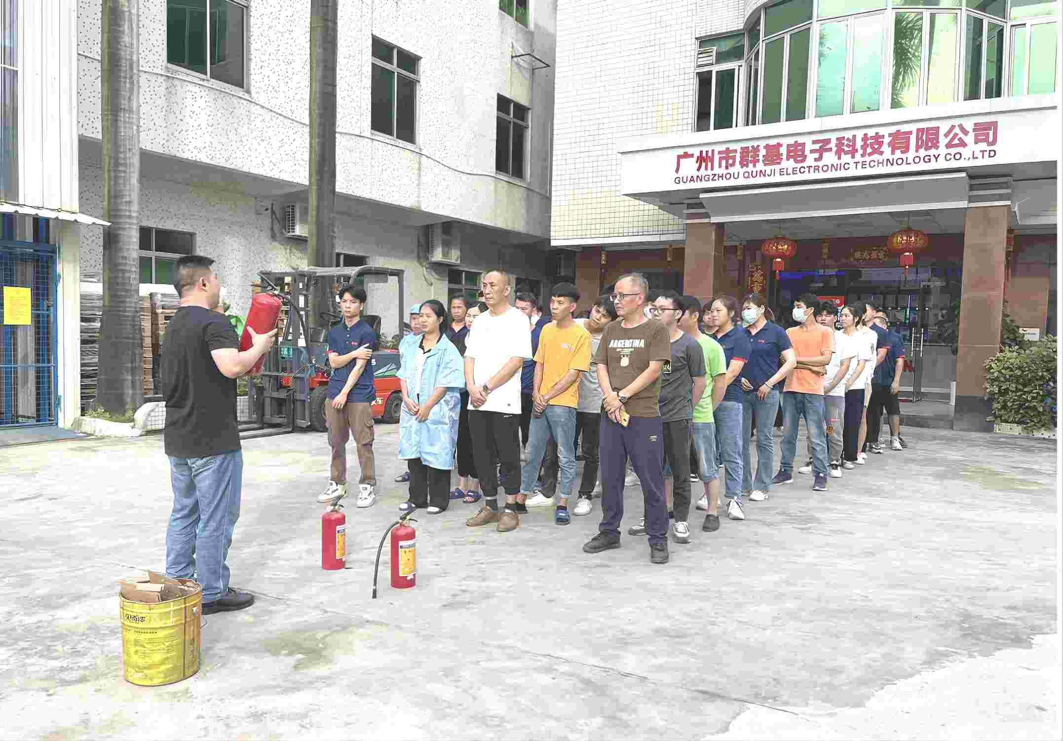 It is important to raise employee safety awareness It is important to raise employee safety awareness