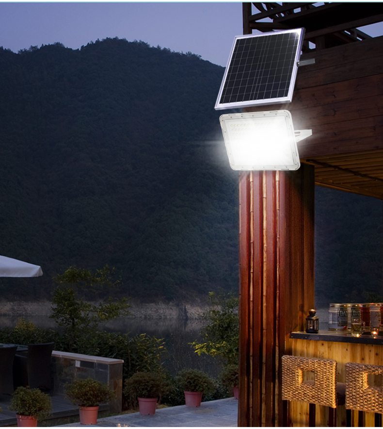 High lumen outdoor LED solar floodlight