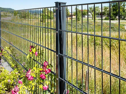 What are the three types of wire fences?