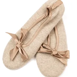 Cashmere Ballet slipper with silk bow trim