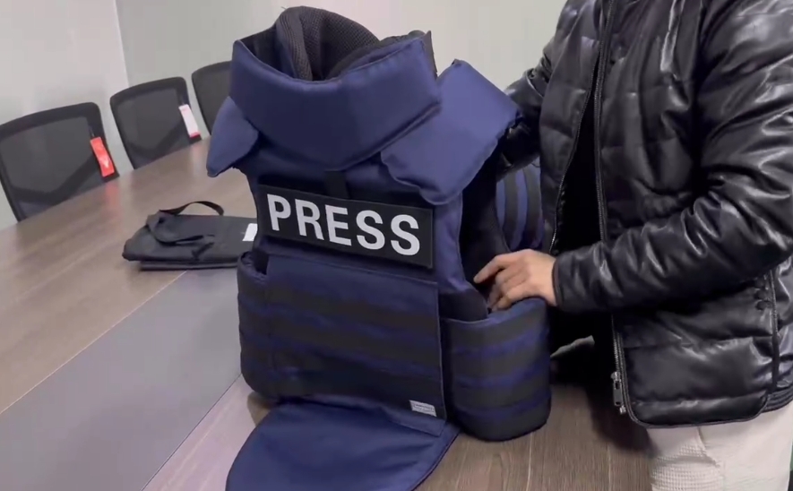 Full-protection bulletproof vest Full-protection bulletproof vest