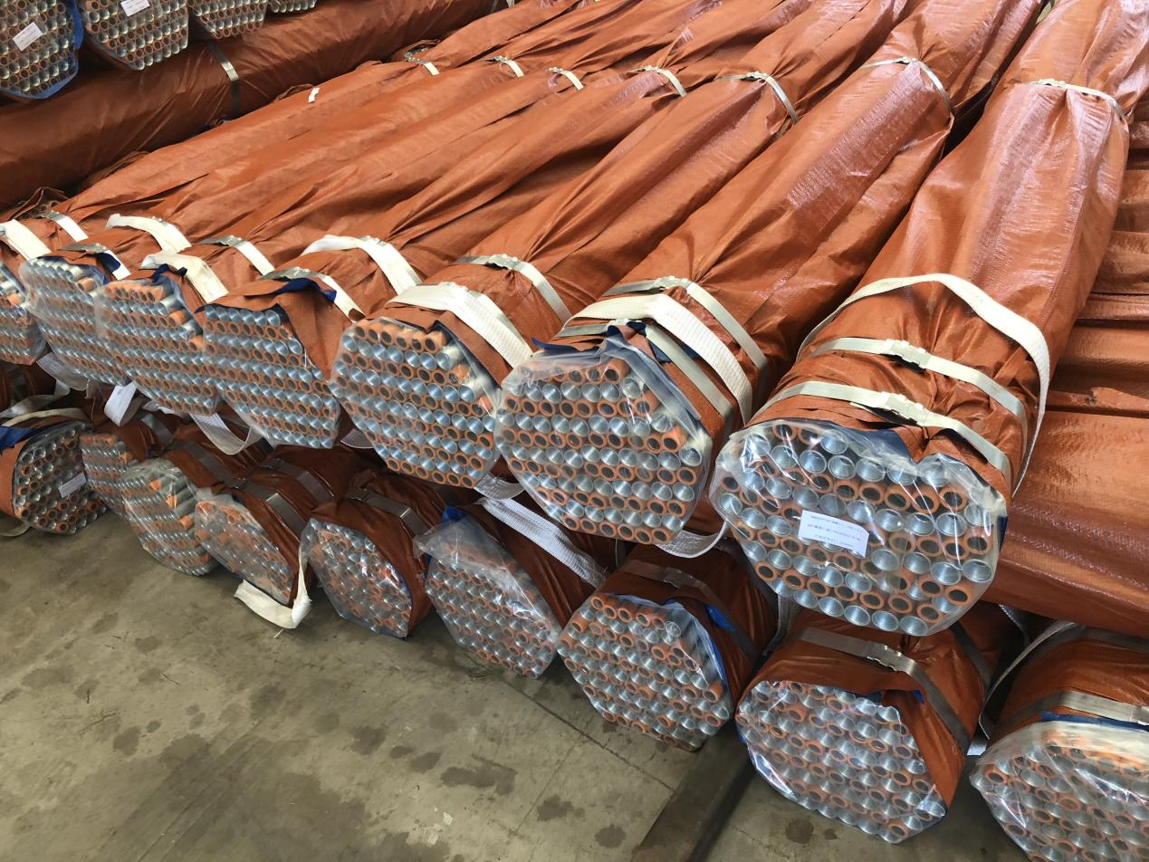 The size of hot-dip galvanized steel pipes can be adjusted according to customer requirements. The size of hot-dip galvanized steel pipes can be adjusted according to customer requirements.