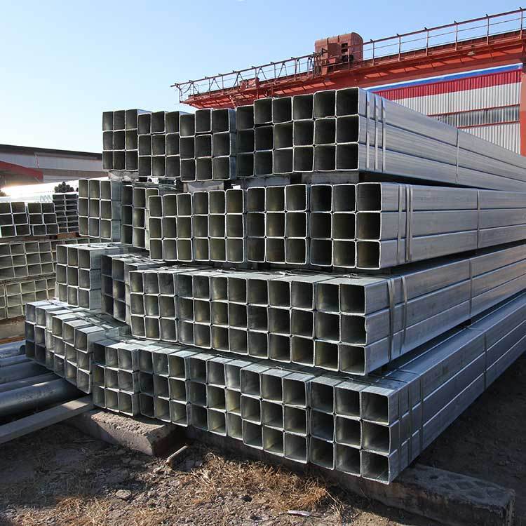 The size of hot-dip galvanized steel pipes can be adjusted according to customer requirements. The size of hot-dip galvanized steel pipes can be adjusted according to customer requirements.
