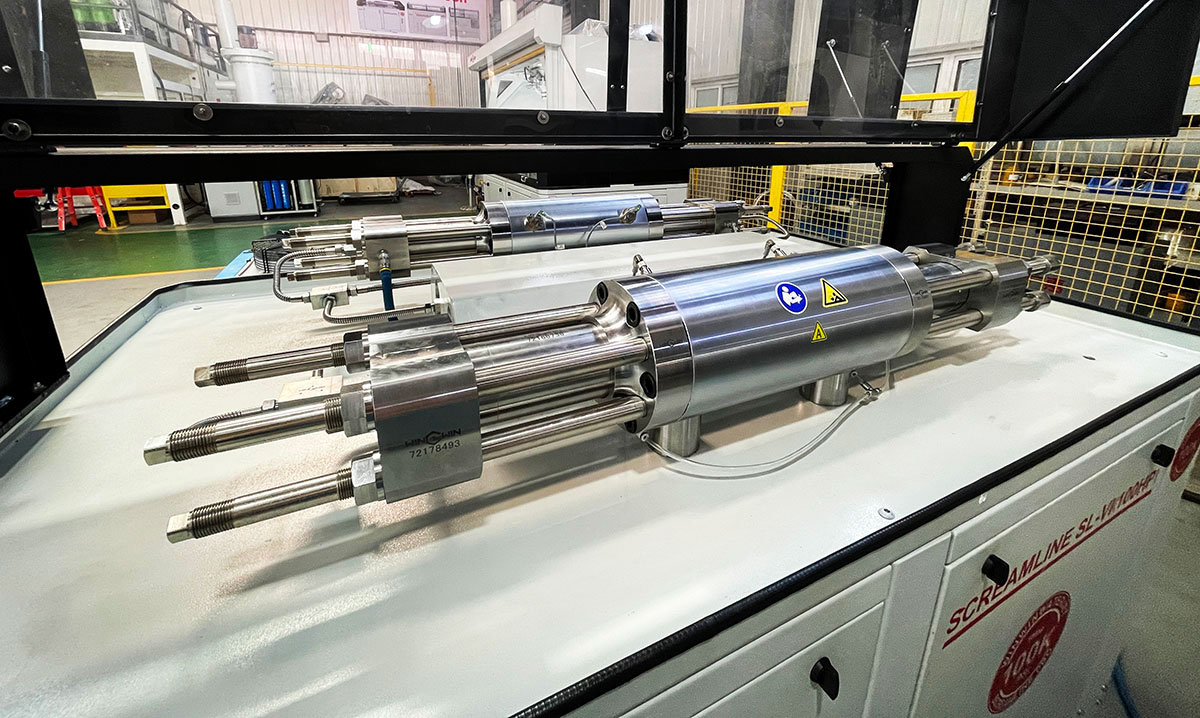 Win Win UHP waterjet cleaning system 100,000psi Win Win UHP waterjet cleaning system 100,000psi