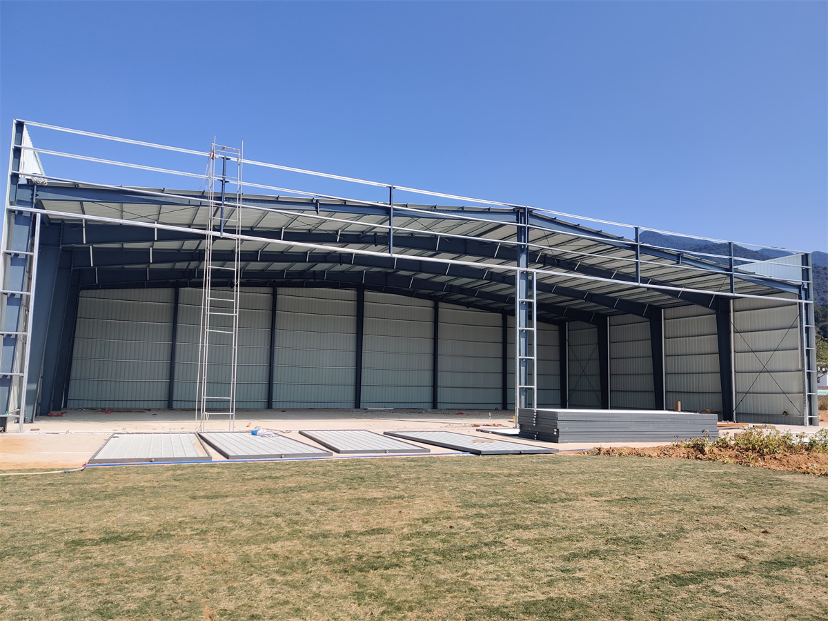 Aircraft Hangar Made of Steel Structure In Somalia Aircraft Hangar Made of Steel Structure In Somalia