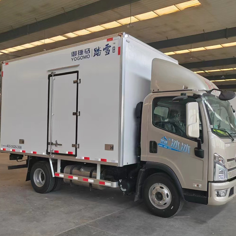 XPS Refrigerated truck