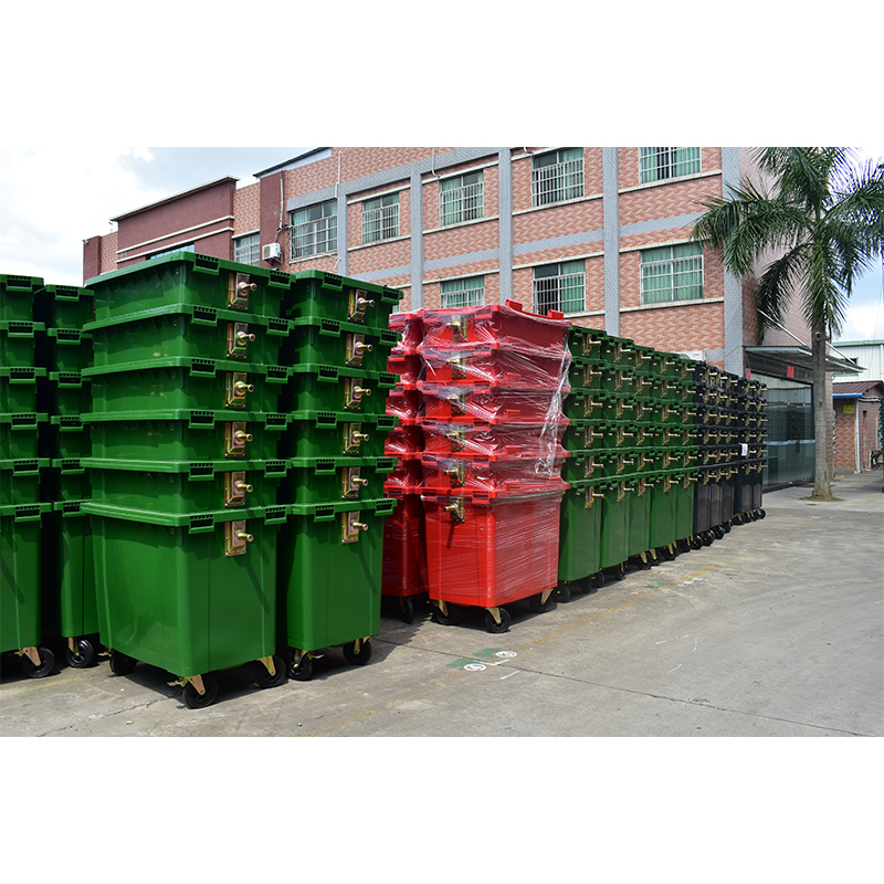 Mobile wheelie bins with wheels
