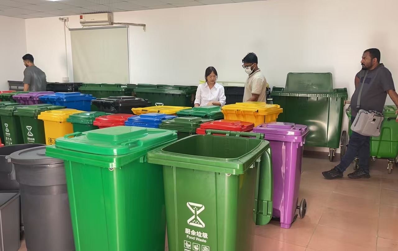 How Guangdong Zhongxin Industrial's Outdoor Trash Bins Are Capturing Global Attention