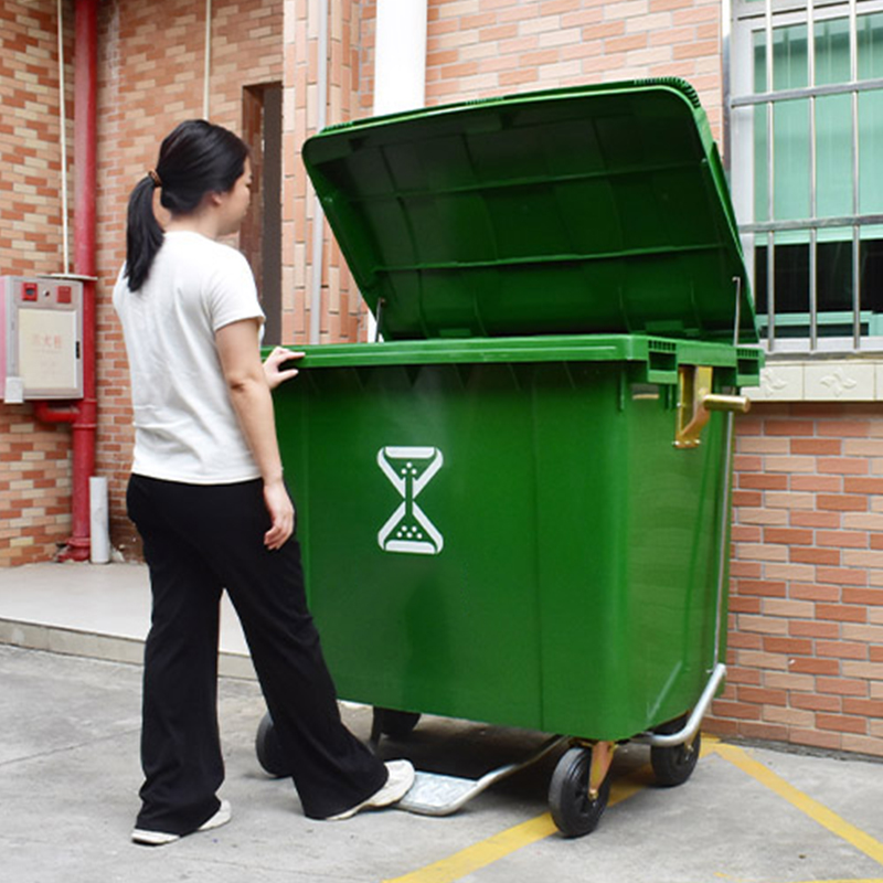 HDPE Pedal Mobile wheelie Bin ZXL- 660U Liter EN840 with Drain Hole