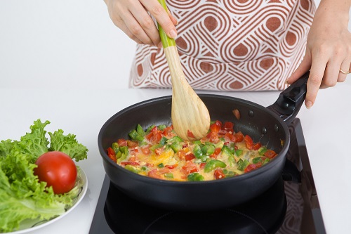 Katro Appliances Collaborates with Infineon to Launch High-Performance Built-in Induction Hob, Leading Innovation in Kitchen Heating Technology Katro Appliances Collaborates with Infineon to Launch High-Performance Built-in Induction Hob, Leading Innovation in Kitchen Heating Technology