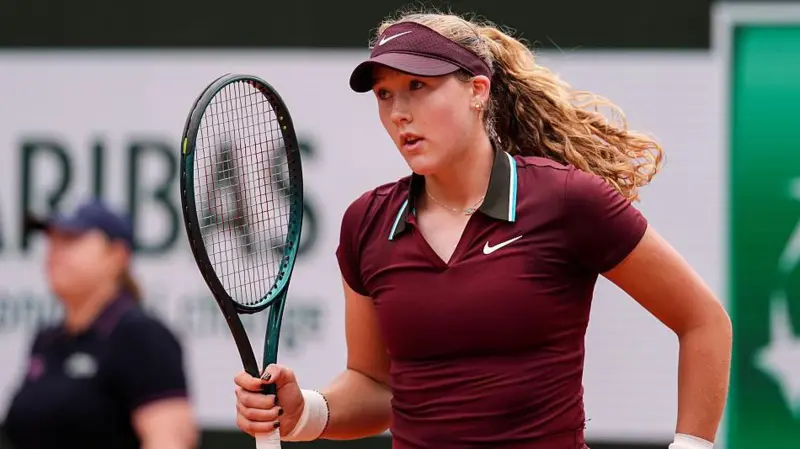 Mirra Andreeva Battles Early Wake-Up to Reach Second Round at French Open Mirra Andreeva Battles Early Wake-Up to Reach Second Round at French Open