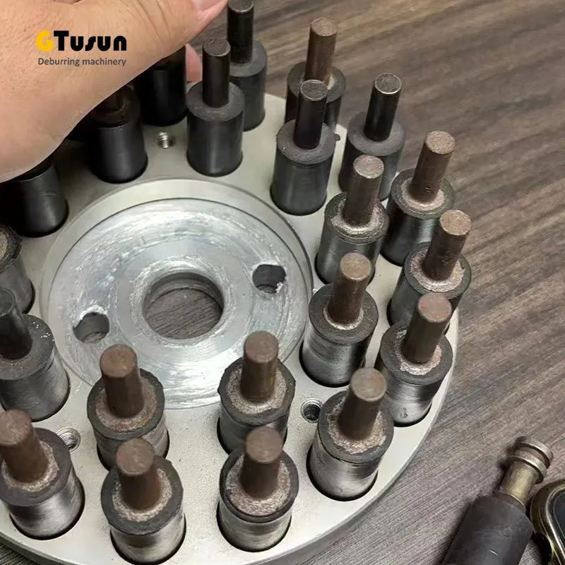 Máquina de rebarbação de cinta de areia e de escória SML-DB Máquina de rebarbação de cinta de areia e de escória SML-DB