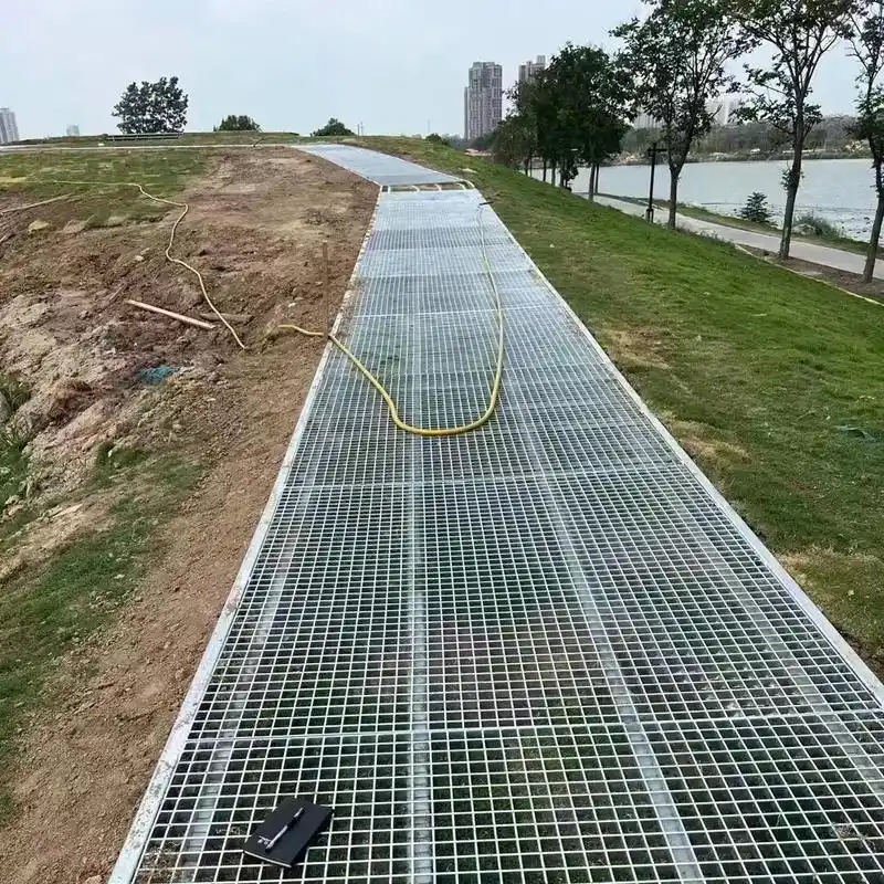 Steel grating is the invisible guard in modern engineering Steel grating is the invisible guard in modern engineering