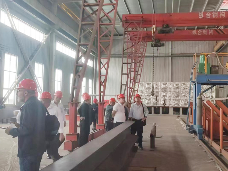 Enterprise cooperation from a global perspective: African customers visit Zongshun Steel Structure factory. Enterprise cooperation from a global perspective: African customers visit Zongshun Steel Structure factory.