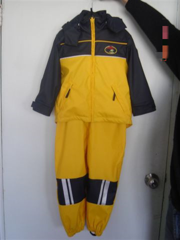 kids rain suit ,jacket+pants Laser cut pocket ,water-repellent jacket,