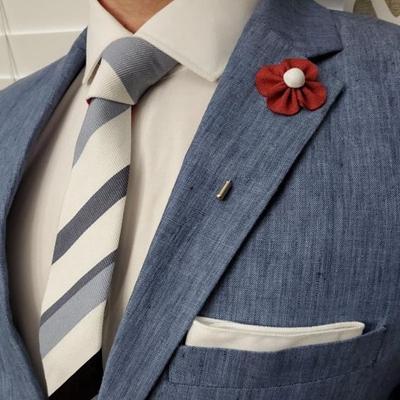 A gentleman in a suit and tie - [Handsome tie]