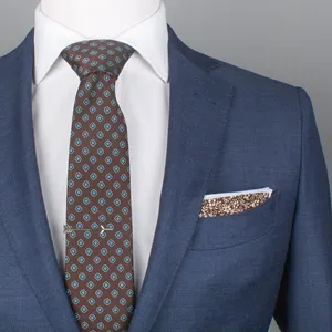 Material and season of pocket towel in suit - [Handsome tie]