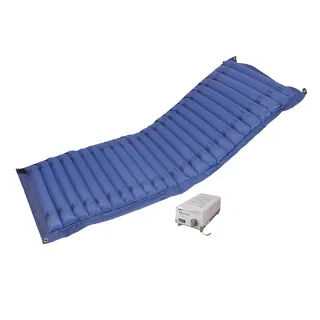 Alternating pressure mattress with pump