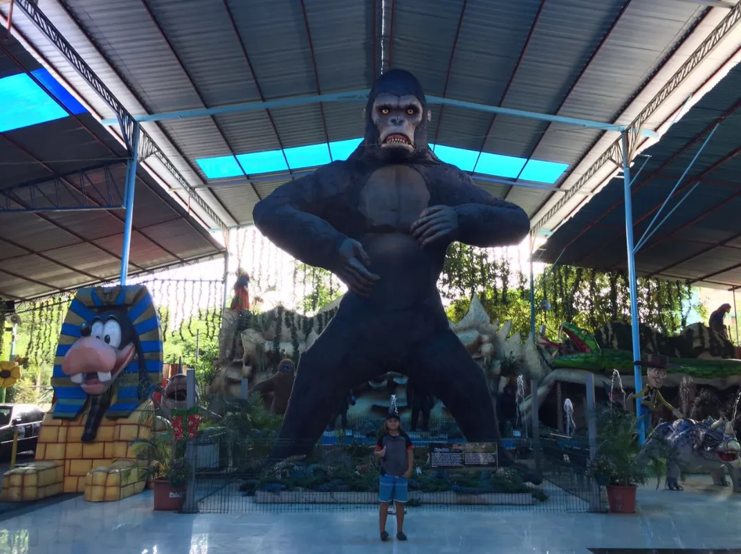 What Materials Are Best for Outdoor Animatronic Animals?cid=4 What Materials Are Best for Outdoor Animatronic Animals?cid=4