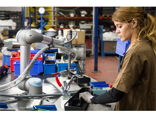 Metal Manufacturers May Consider Collaborative Robots