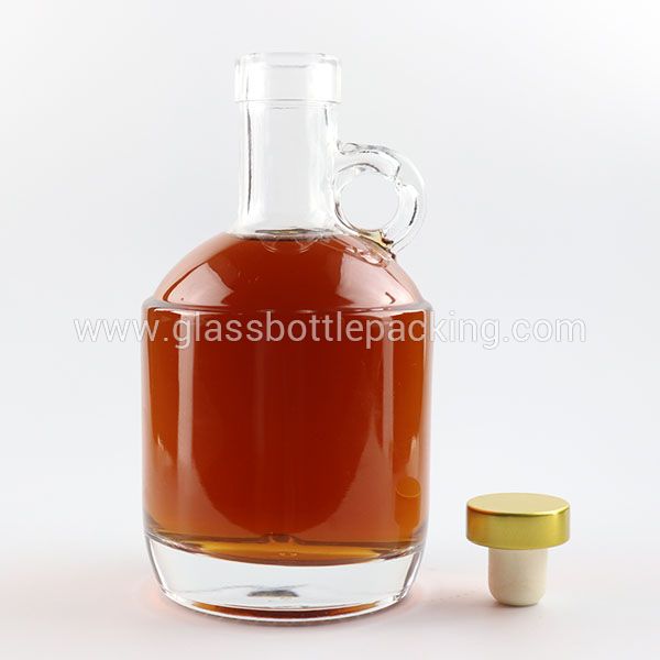 500ml Vodka whiskey clear glass tabletop bottles