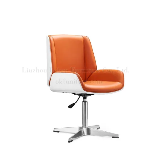 Cadeira de escritório giratória de couro com encosto médio com apoio de braço