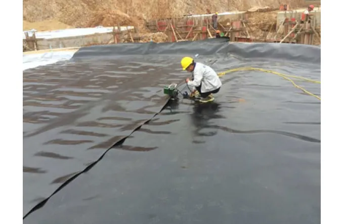 What Methods should be Paid Attention to During the Construction of Geomembrane