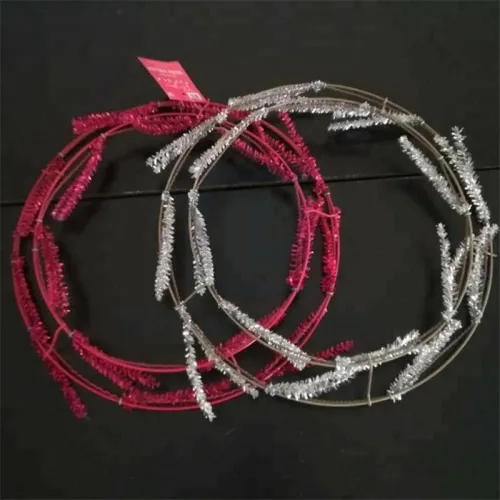different Shapes of Christmas Wreath