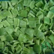 Кубики замороженного зеленого перца
