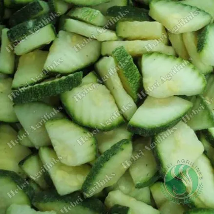 Замороженные зеленые ломтики цуккини