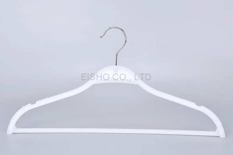 Fast Fashion Brand Flat Gray Plastic Shirt Hanger2.JPG