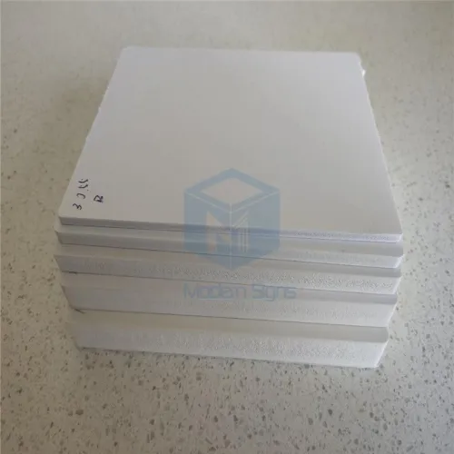 Folha de espuma de PVC branca de densidade 1220 * 2440mm 1-30mm 0,4 / 0,45 / 0,5 / 0,55