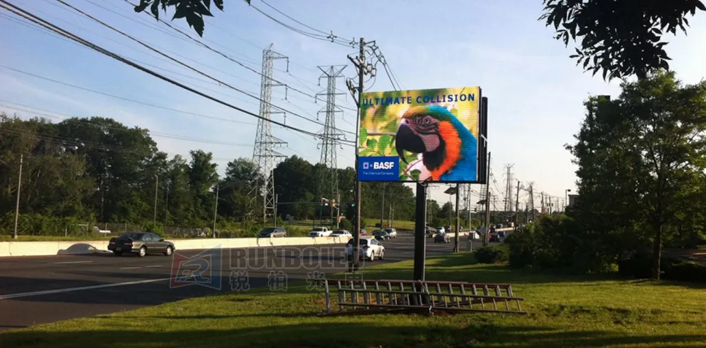 Double side P5 outdoor led panel in USA_副本.png