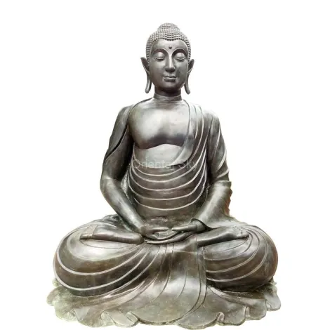 Grande statua di Buddha in bronzo giapponese